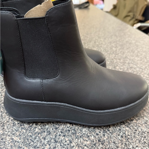 Fitflop Black Ankle Boots - Picture 1 of 6